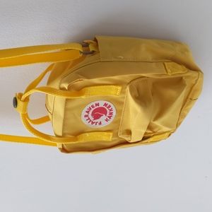Fjallraven Kanken Sling Shoulder Bag Mini Crossbody Golden Yellow
